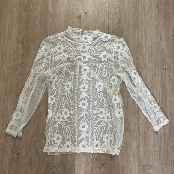 Sundance white lace top, never been worn, size Small - Picture 1 of 4